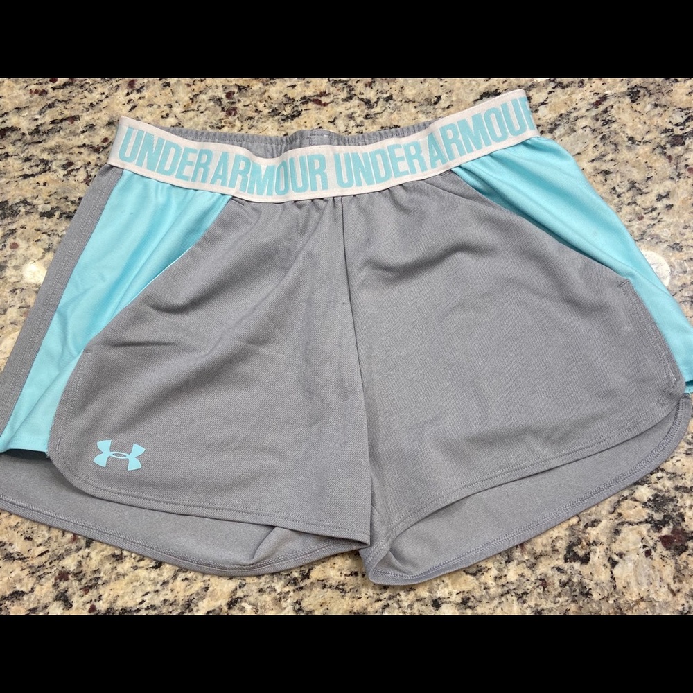 Underarmour shorts
